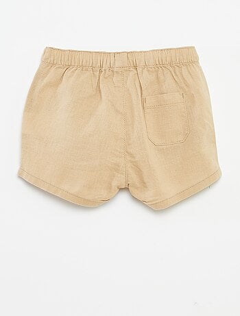 Short avec taille ajustable