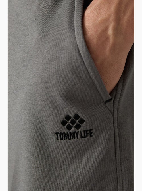 Short cargo homme à jambe large tommy - Kiabi Short cargo homme à jambe large tommy - Kiabi