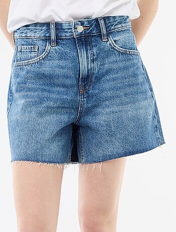 Short court en denim taille haute