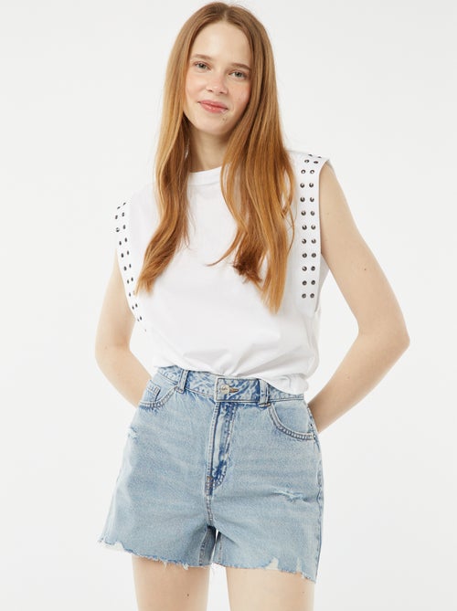 Short court en jean avec abrasions et finitions à cru - Kiabi