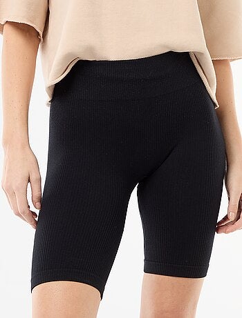 Short cycliste côtelé