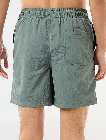 Short de bain avec grandes poches