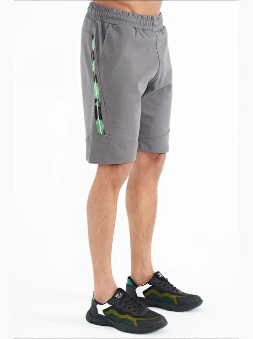 Short de jogging à enfiler tommy - Kiabi Short de jogging à enfiler tommy - Kiabi
