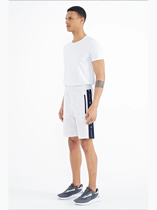 Short de survêtement homme en maille tommy - Kiabi Short de survêtement homme en maille tommy - Kiabi