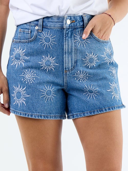 Short denim avec motifs brodés - Kiabi