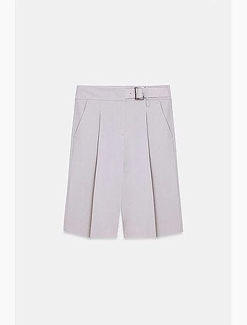 Short droit à taille haute et ceinture dilvin