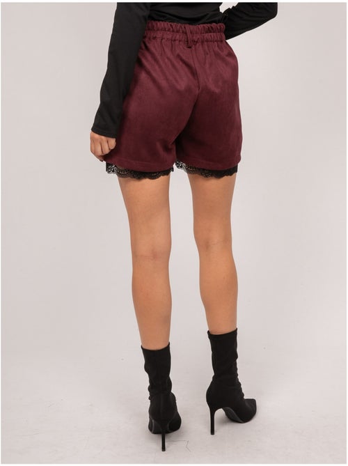 Short effet daim bordure dentelle xabara - Kiabi Short effet daim bordure dentelle xabara - Kiabi