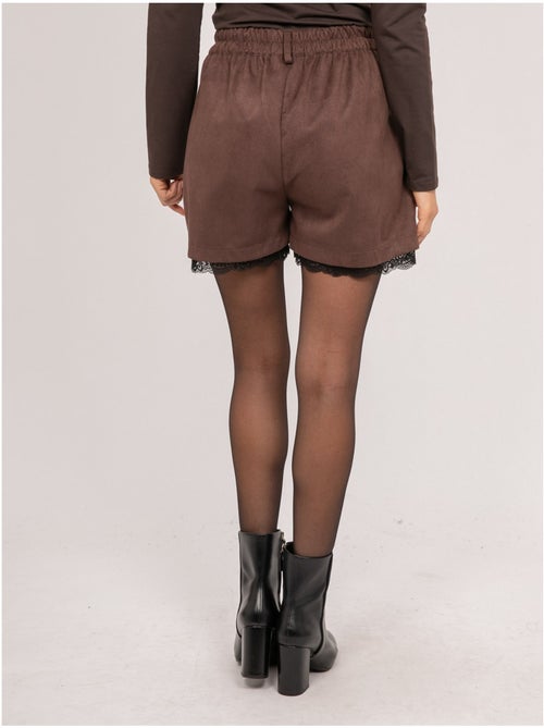 Short effet daim bordure dentelle xabara - Kiabi Short effet daim bordure dentelle xabara - Kiabi