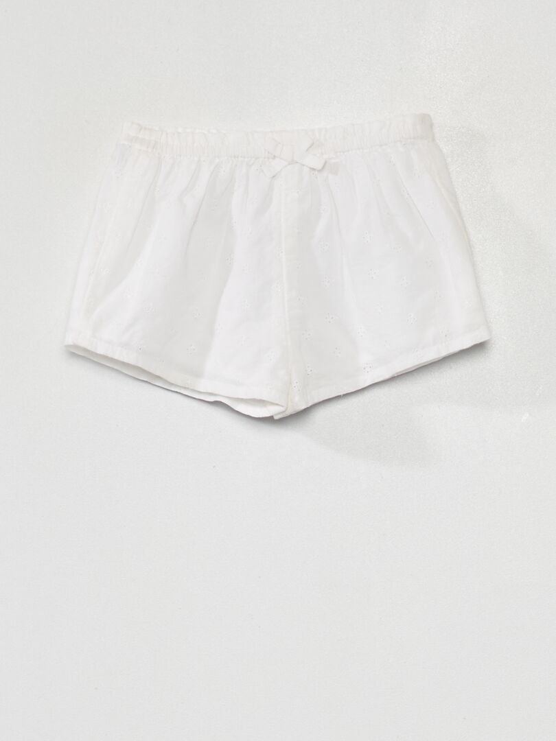 Short en broderie anglaise et voile de coton