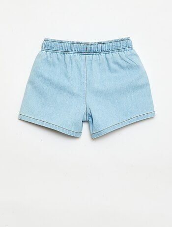 Short en denim avec 2 grandes poches