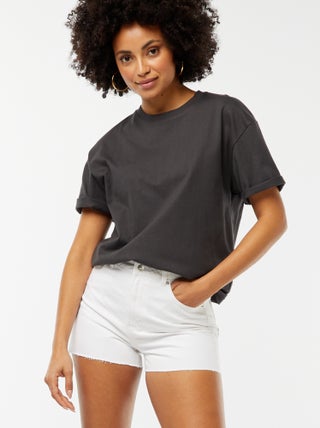 Short en denim avec finitions à cru