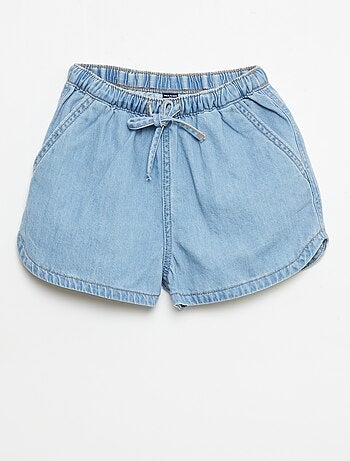 Short en denim léger