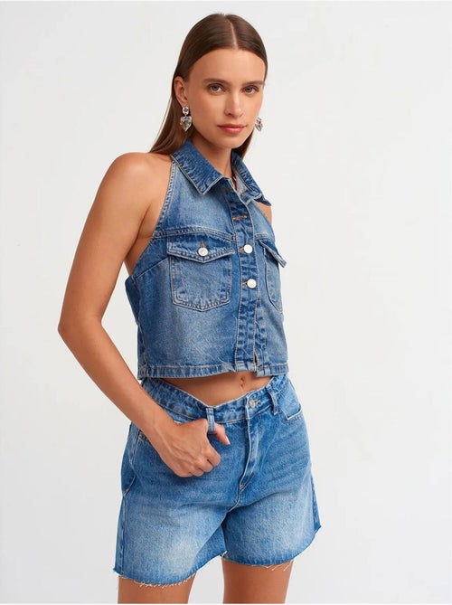 Short en denim taille haute à bouton dilvin - Kiabi Short en denim taille haute à bouton dilvin - Kiabi