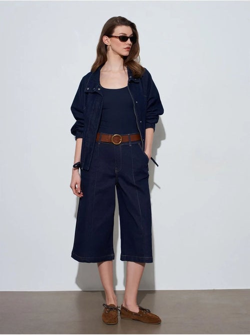 Short en denim taille haute à jambe large dilvin - Kiabi Short en denim taille haute à jambe large dilvin - Kiabi