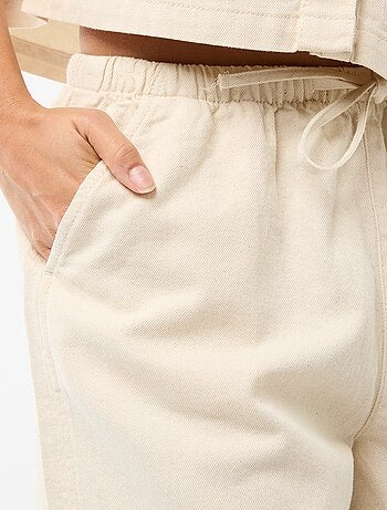 Short en jean à taille élastiqué