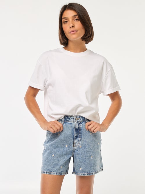 Short en jean avec broderies à fleurs - Kiabi