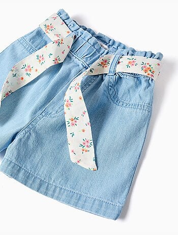 Short en jean avec ceinture à motif floral