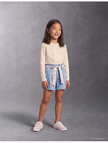 Short en jean avec ceinture à motif floral