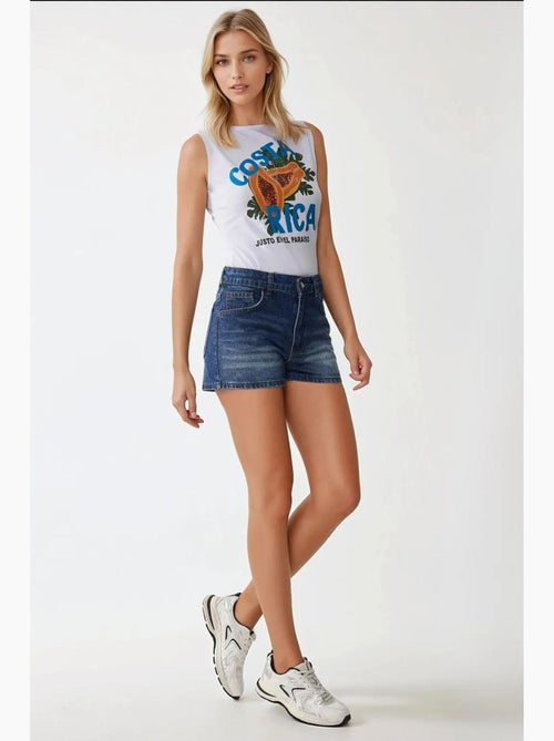 Short en jean déchiré taille haute hiccup - Kiabi Short en jean déchiré taille haute hiccup - Kiabi