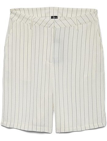 Short femme vero moda