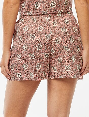 Short léger à motif floral