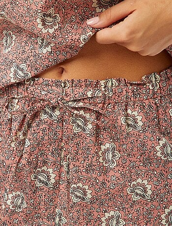 Short léger à motif floral