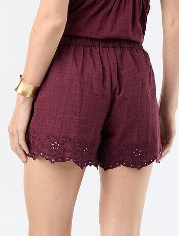 Short met borduursels en spiegelpailletten