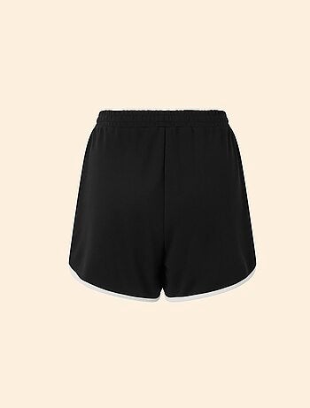 Ekstract - Short met contrasterende boorden