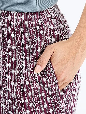 Short met elastische taille en borduursels