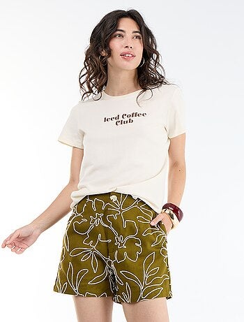Short met standaardtaille en geborduurde motieven