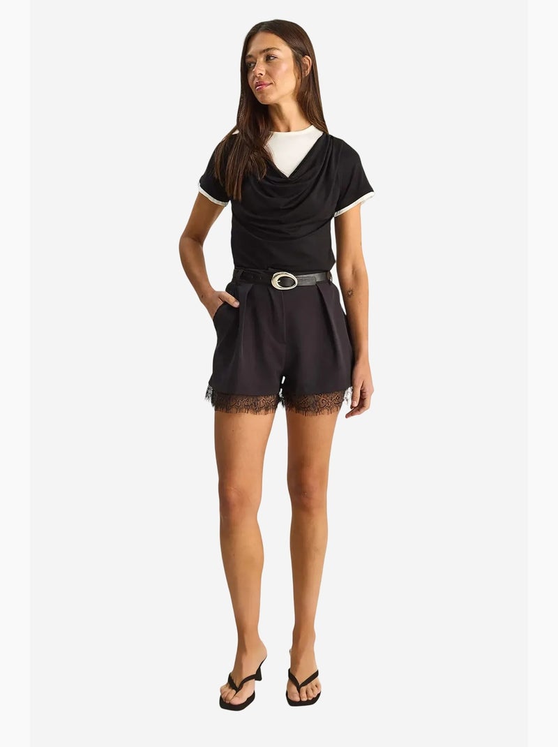 Short met wijde pijpen, hoge taille en kantdetail lucci Zwart - Kiabi