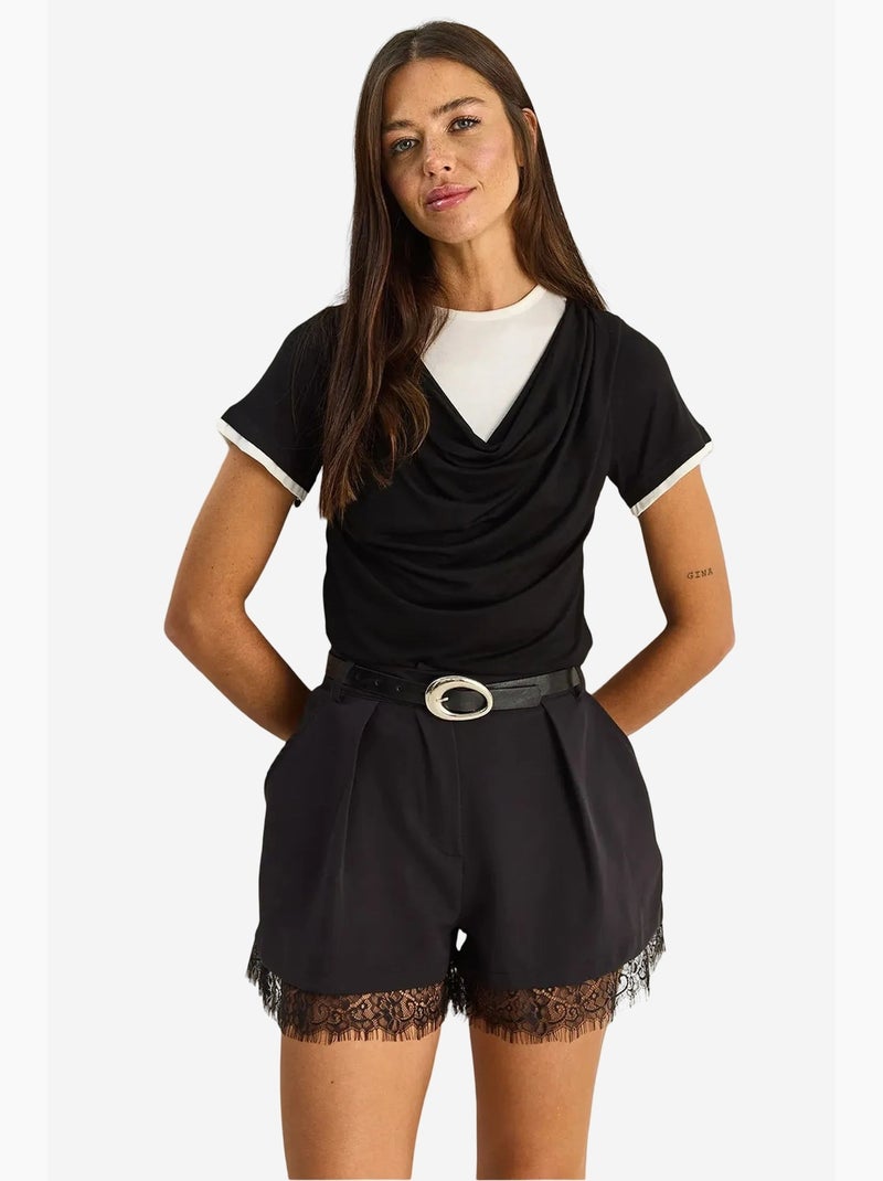 Short met wijde pijpen, hoge taille en kantdetail lucci Zwart - Kiabi