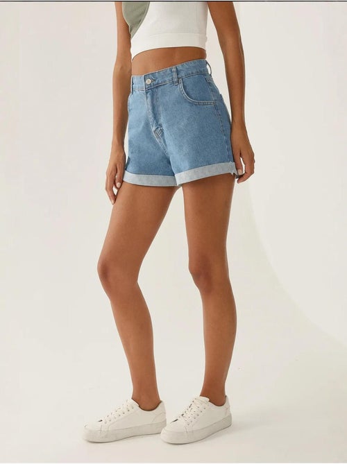 Short mom fit à revers hiccup - Kiabi Short mom fit à revers hiccup - Kiabi