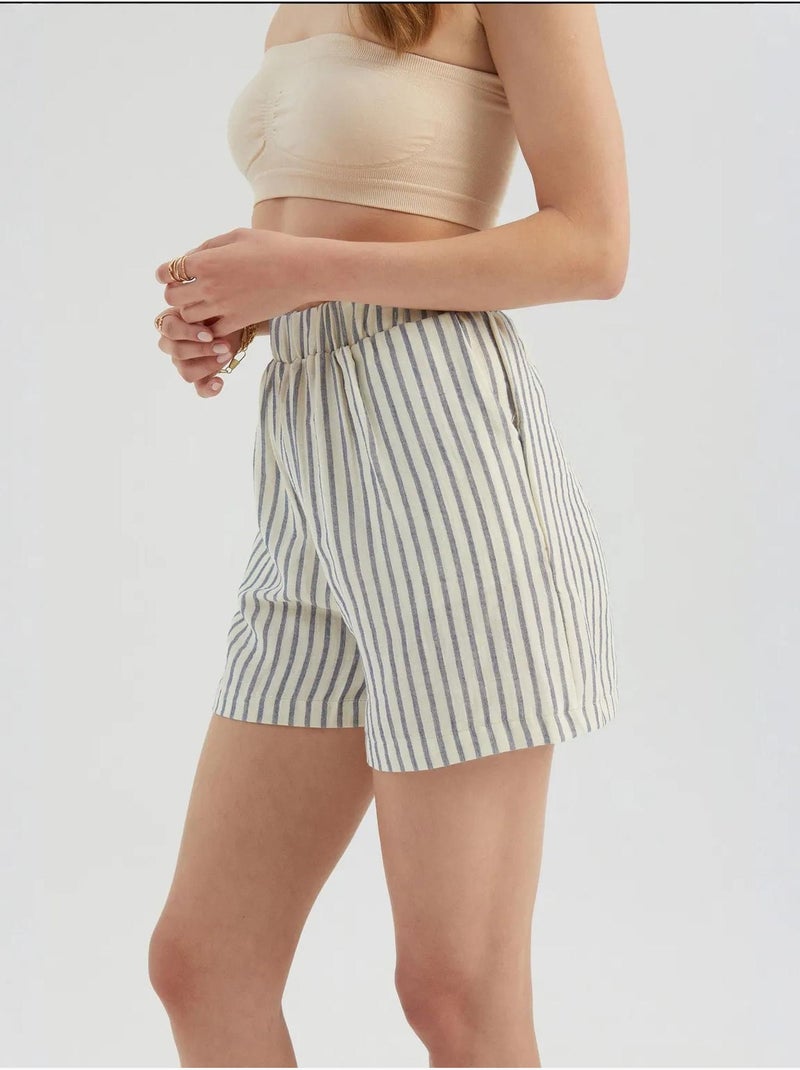 Short rayé taille haute élastique Beige naturel - Kiabi