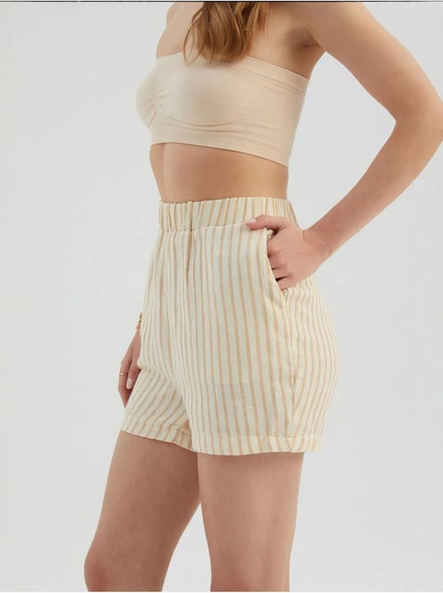 Short rayé taille haute élastique - Kiabi Short rayé taille haute élastique - Kiabi
