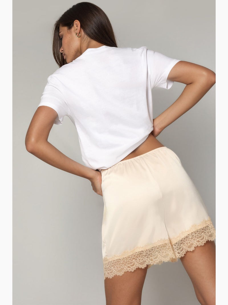 Short taille haute en satin détail dentelle hiccup Crème - Kiabi
