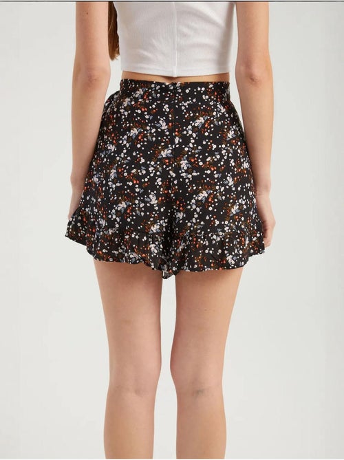 Short taille haute fleuri avec ceinture hiccup - Kiabi Short taille haute fleuri avec ceinture hiccup - Kiabi