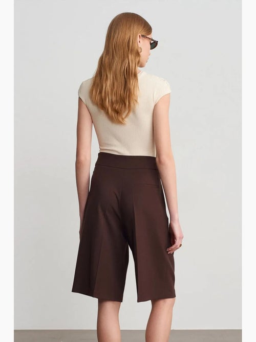 Short tailleur à taille haute et ceinture dilvin - Kiabi Short tailleur à taille haute et ceinture dilvin - Kiabi