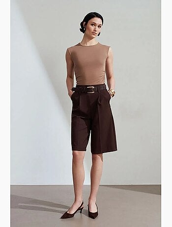 Short tailleur à taille haute et ceinture dilvin