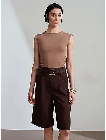 Short tailleur à taille haute et ceinture dilvin