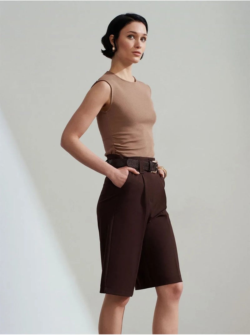 Short tailleur à taille haute et ceinture dilvin Marron chocolat - Kiabi