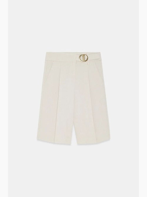 Short tailleur taille haute à jambe large dilvin - Kiabi Short tailleur taille haute à jambe large dilvin - Kiabi
