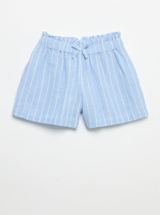 Short uni avec nœud fantaisie