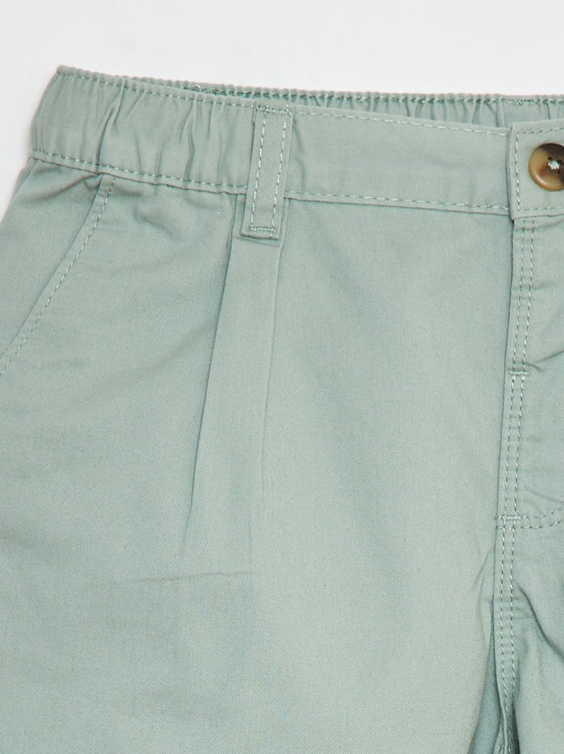 Short uni avec taille ajustable VERT - Kiabi