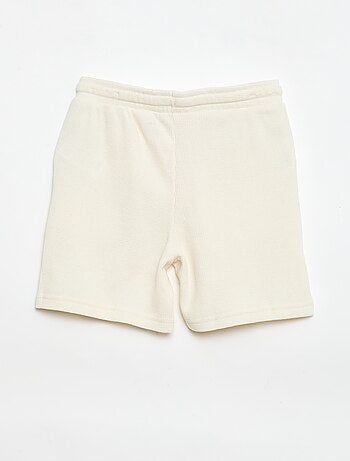 Short van gewafelde stof