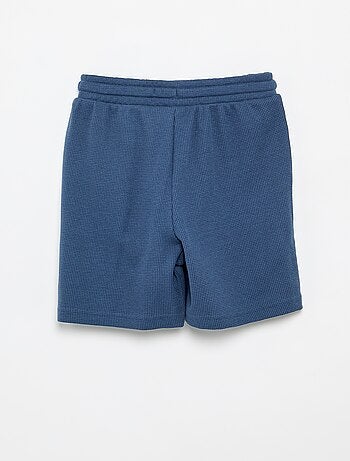 Short van gewafelde stof