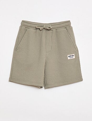 Short van gewafelde stof