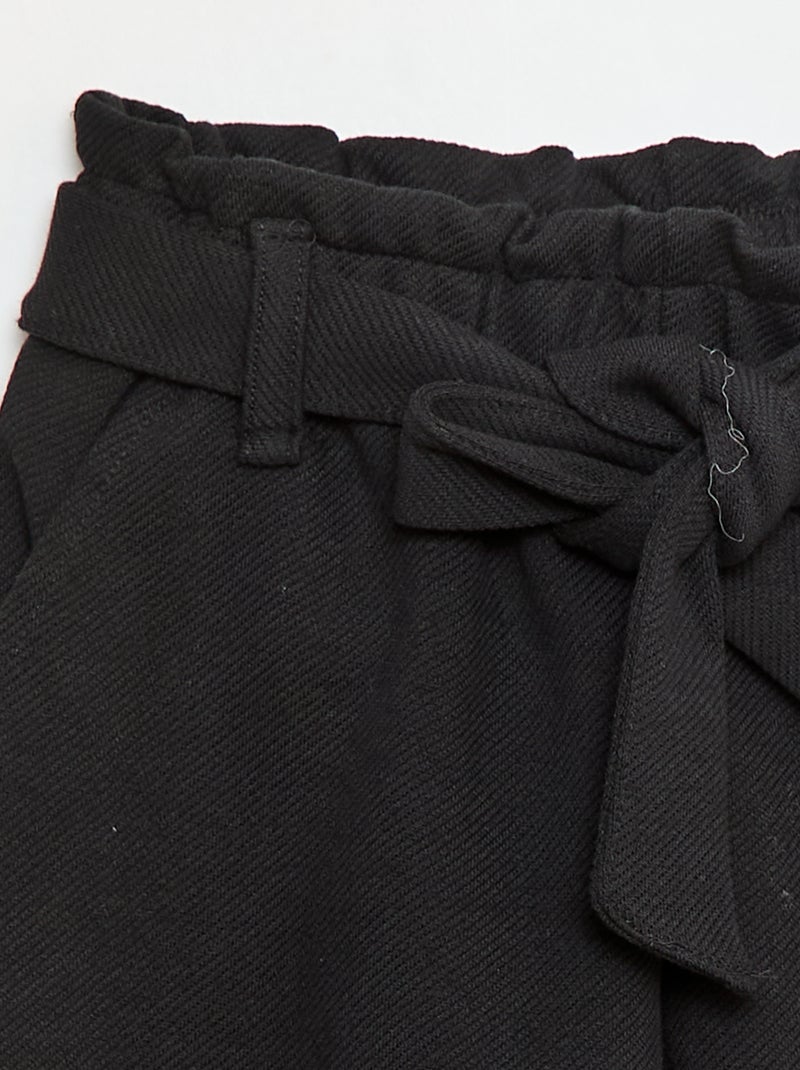 Short van milanotricot met ceintuur zwart - Kiabi