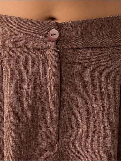 Shorts met hoge taille, plooien, lyocell en soft touch hiccup - Kiabi Shorts met hoge taille, plooien, lyocell en soft touch hiccup - Kiabi