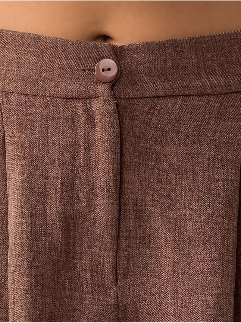 Shorts met hoge taille, plooien, lyocell en soft touch hiccup Chocoladebruin - Kiabi